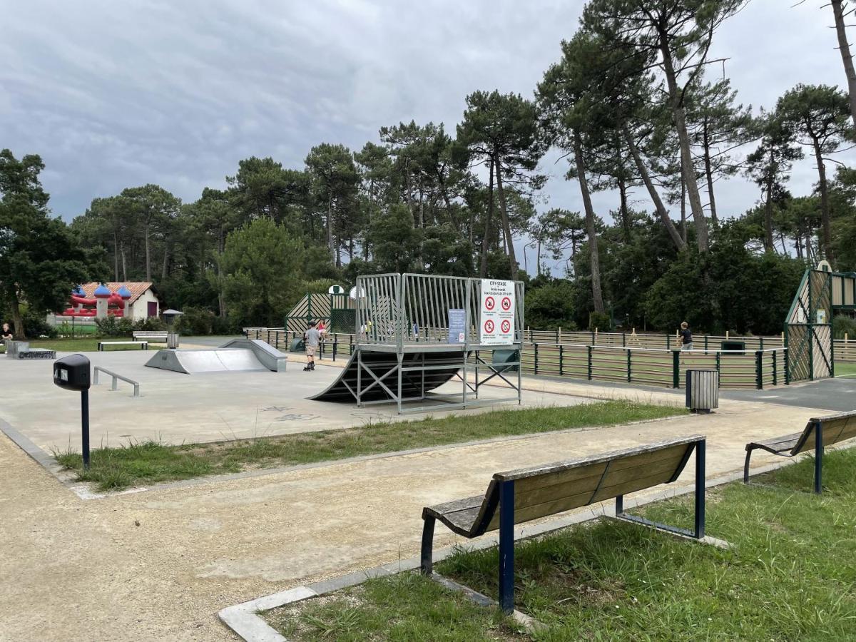 Chalet Paisible A La Plage, Piscine Et Tennis Ondres Exterior foto